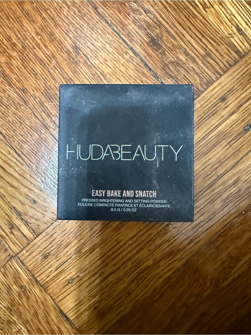 Huda Beauty Easy Bake and Snatch Pressed Brightening & Setting Powder - Peach pi